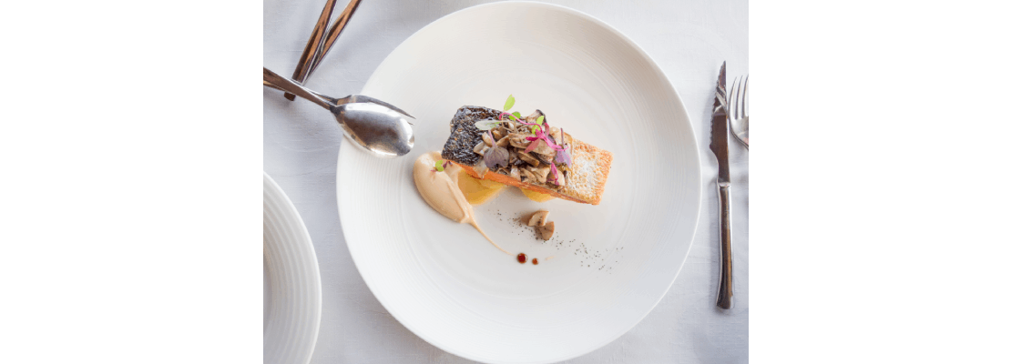 Platos de alta cocina que se destacan por su combinación de sabores y texturas
