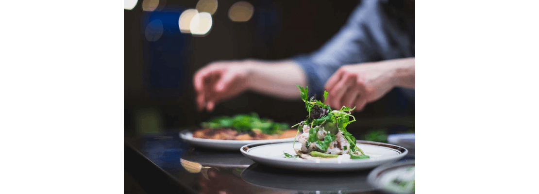 Plato de alta cocina elaborado con diversos tipos de cocción