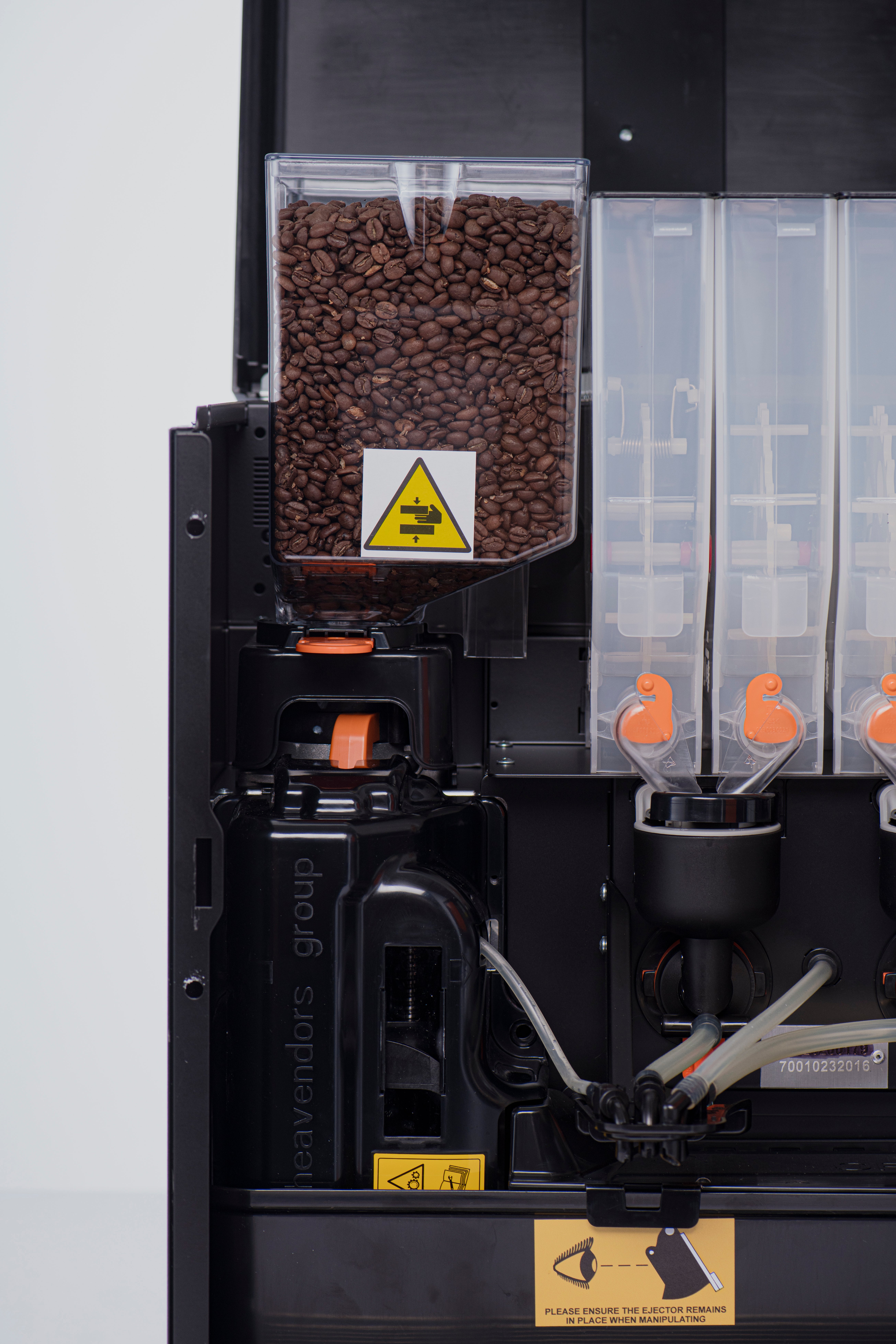 Vista del sistema de molido de café en grano de la máquina NESCAFÉ® Fusión Grano