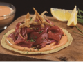 Tostadas de atún con chipotle